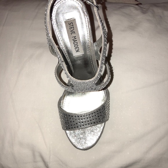 Sold! Steve Madden Sliver Heels - Picture 4 of 7